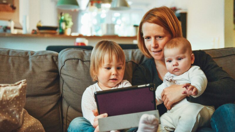 夫の転勤が多い、子育て中看護師が考える長く働くためのライフプラン